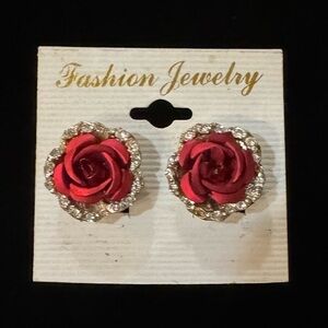 ROSE STUD EARRINGS NWT